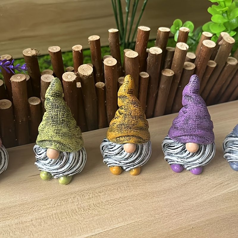 Faceless Garden Gnome Statue – Resin Miniature Lawn Ornament – photo 10